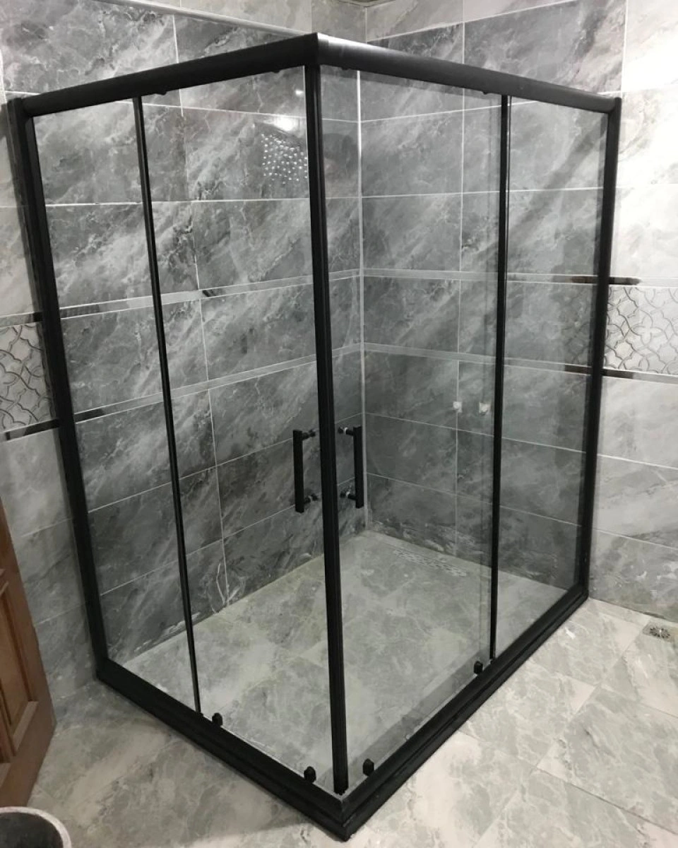 Pool Serisi Siyah Profilli Cam Duşakabin