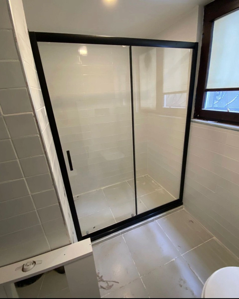 Pool Serisi Siyah Profilli Cam Duşakabin - Görsel 2