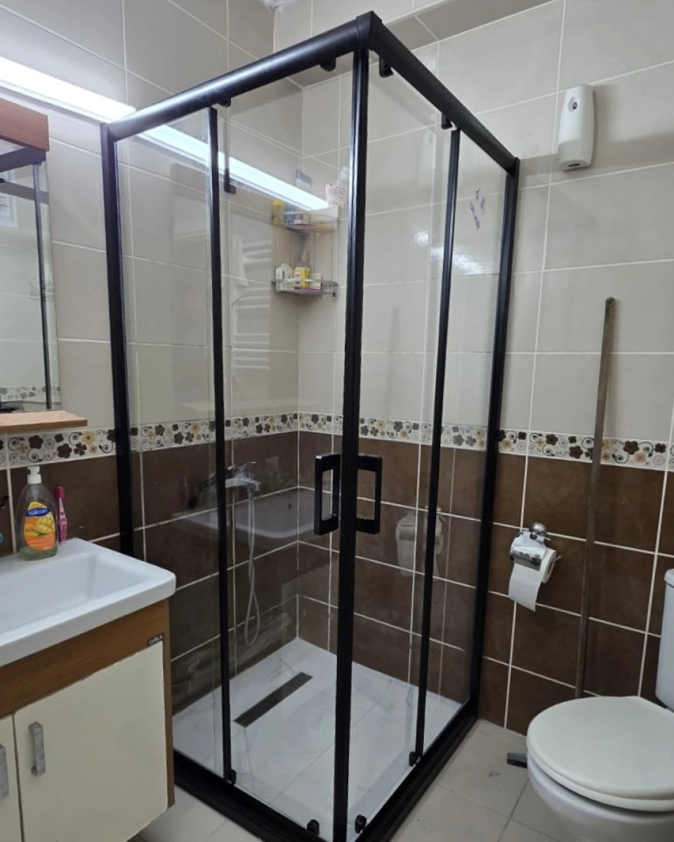 Pool Serisi Siyah Profilli Cam Duşakabin - Görsel 3