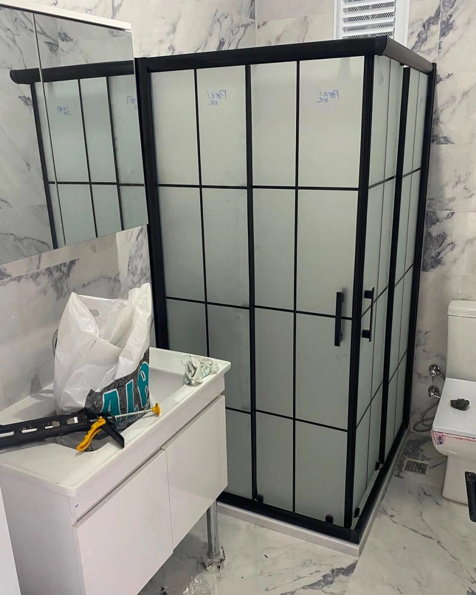 Pool Serisi Siyah Profilli Karolajlı Cam Duşakabin - Görsel 5